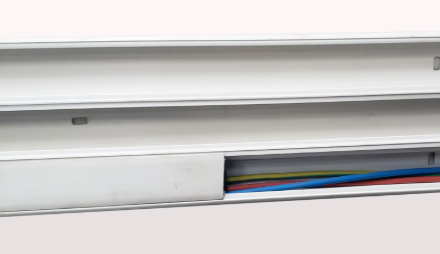 Varilla tapacables blanco x mts