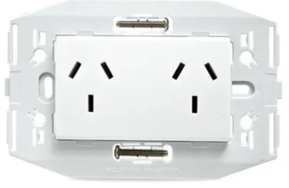 Bastidor + toma doble + tapa Megacanal