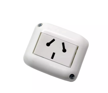 Toma aplicar 220v